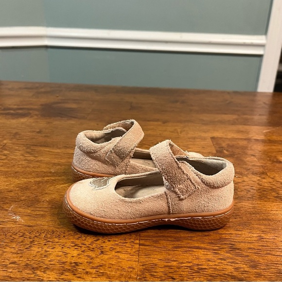 Livie & Luca pink champagne bird suede mary Jane’s size 5 - Picture 5 of 8